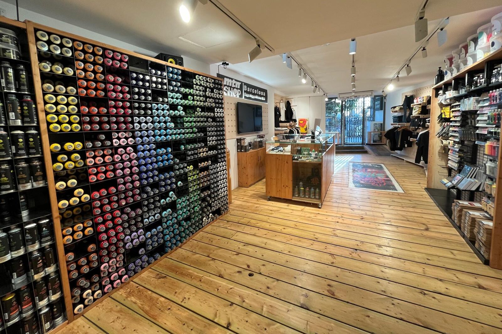 Restyling Montana Colors